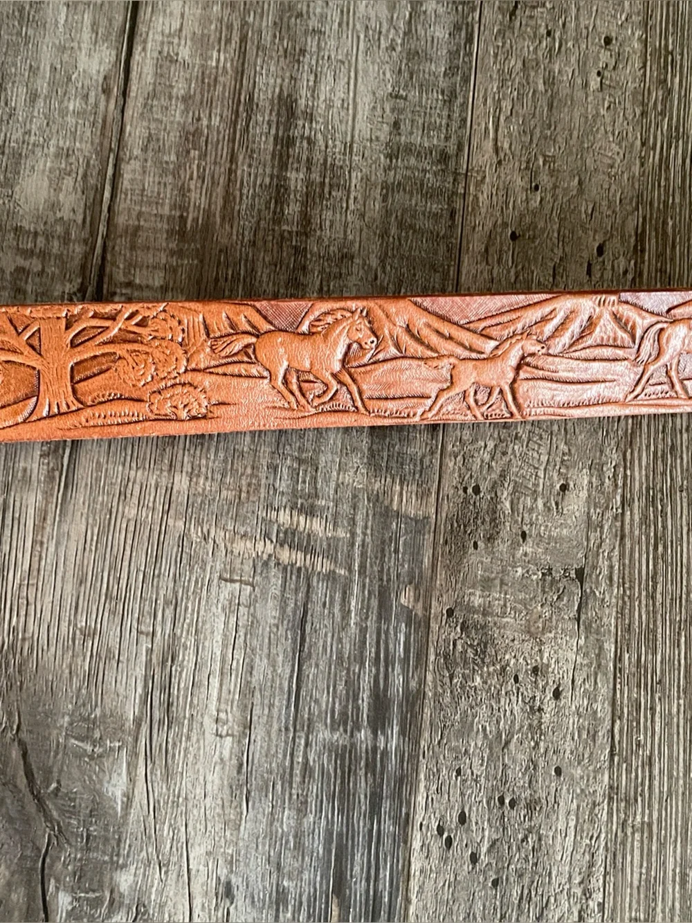Vintage tooled brown leather etched horse belt